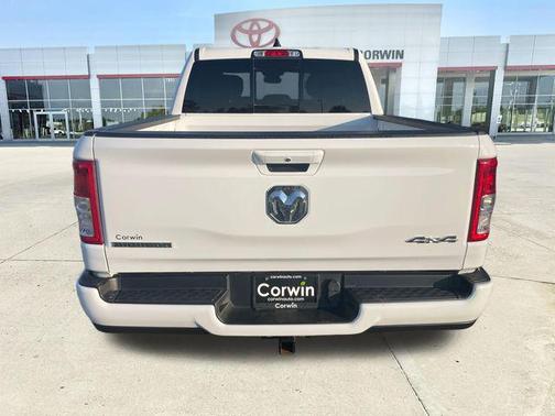 Bright White Clearcoat 2022 RAM 1500 Big Horn/Lone Star