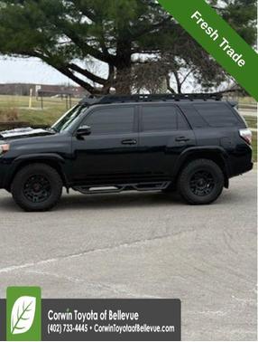 Midnight Black Metallic 2016 Toyota 4Runner SR5