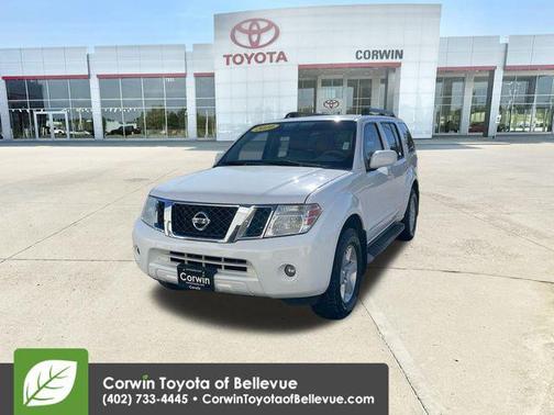 2010 Nissan Pathfinder SE