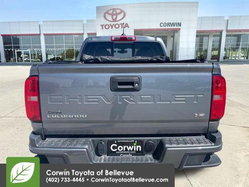 Satin Steel Metallic 2022 Chevrolet Colorado LT