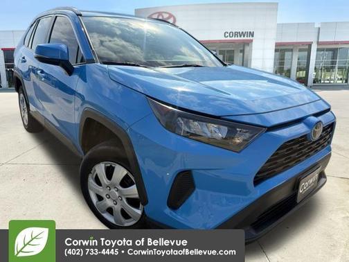2020 Toyota RAV4 LE