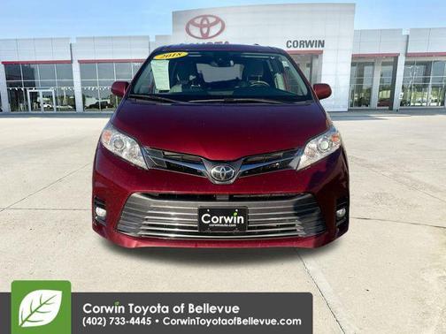 2018 Toyota Sienna XLE Premium