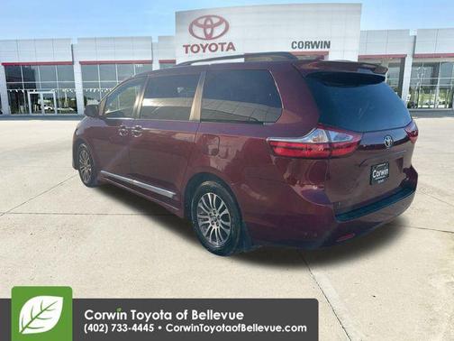2018 Toyota Sienna XLE Premium