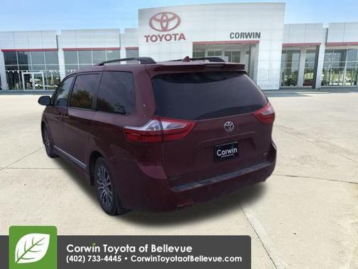 2018 Toyota Sienna XLE Premium