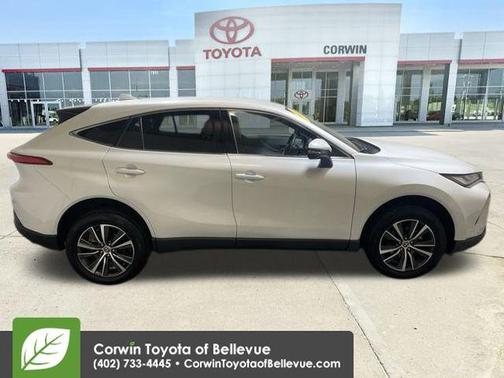 2023 Toyota Venza LE