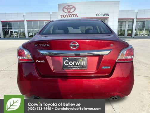 Cayenne Red Metallic 2014 Nissan Altima 2.5 S
