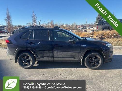 2019 Toyota RAV4 Hybrid SE