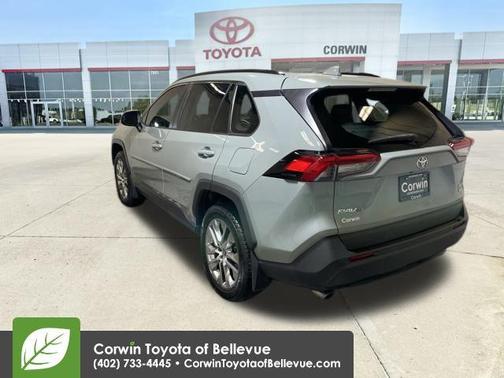 2021 Toyota RAV4 XLE Premium