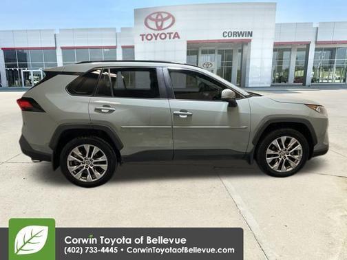 2021 Toyota RAV4 XLE Premium