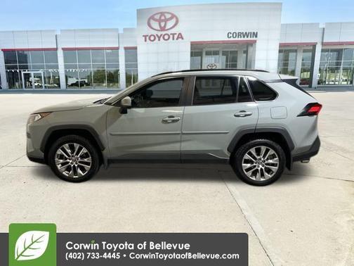 2021 Toyota RAV4 XLE Premium