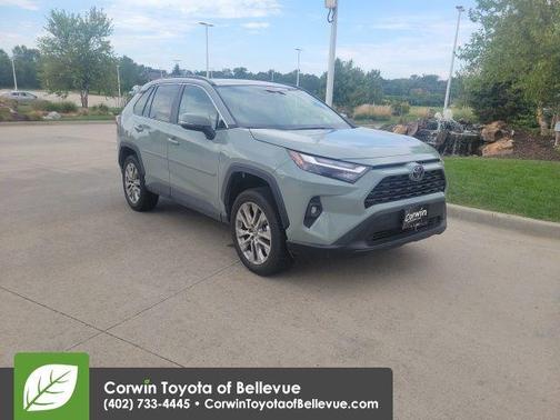 2023 Toyota RAV4 XLE Premium