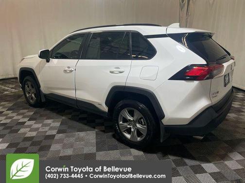 2025 Toyota RAV4 Hybrid XLE