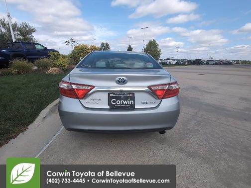 2016 Toyota Camry Hybrid XLE