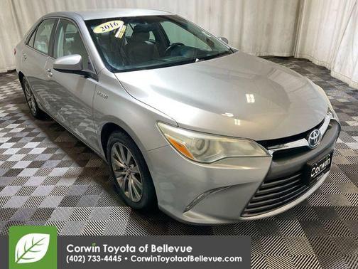 2016 Toyota Camry Hybrid XLE