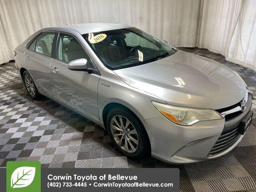 2016 Toyota Camry Hybrid XLE