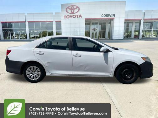 Super White 2013 Toyota Camry LE