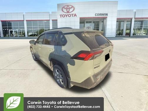 2020 Toyota RAV4 Hybrid XLE