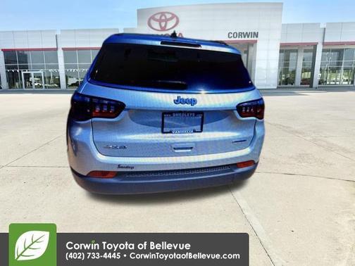 Silver Zynith Metallic Clearcoat 2024 Jeep Compass Latitude
