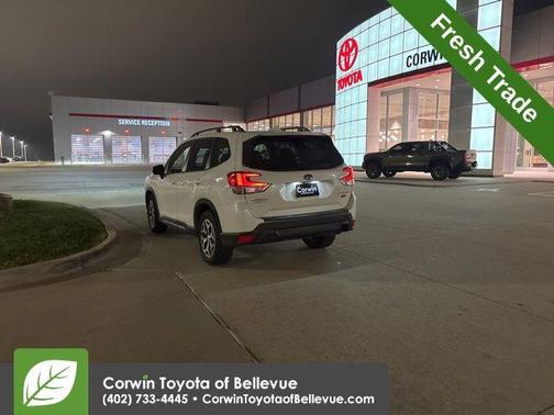 2023 Subaru Forester Premium