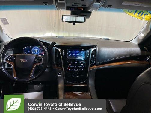 2018 Cadillac Escalade ESV Luxury