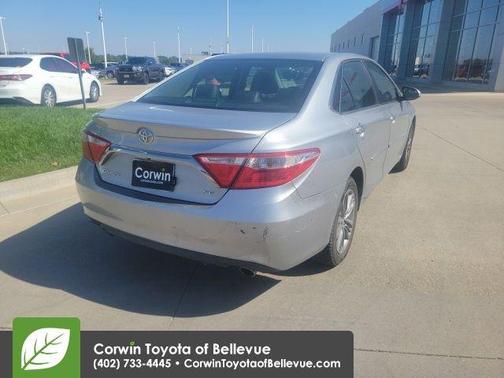 2017 Toyota Camry SE