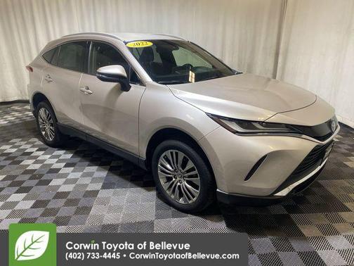 2022 Toyota Venza XLE