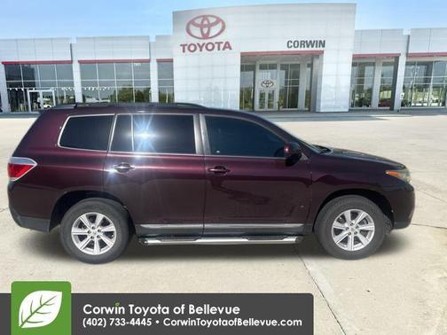 2012 Toyota Highlander SE