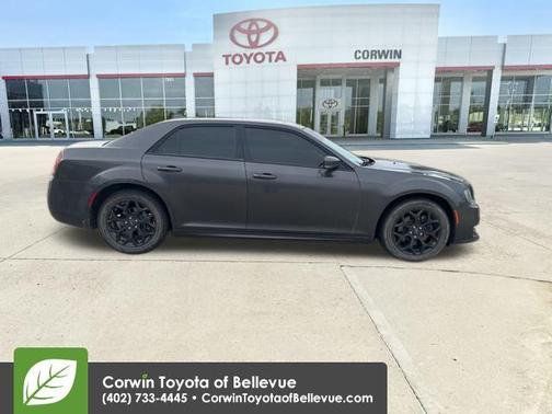 2021 Chrysler 300 Touring