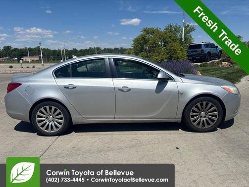 Quicksilver Metallic 2011 Buick Regal CXL