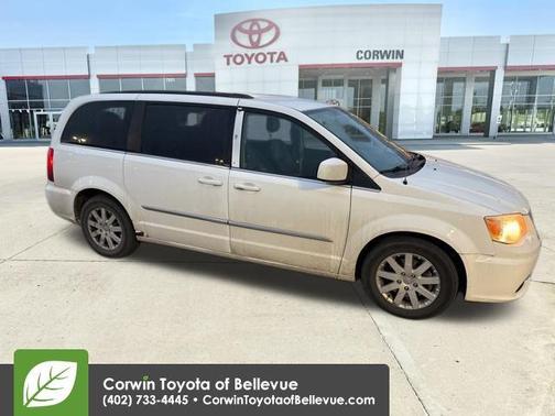 2013 Chrysler Town & Country Touring