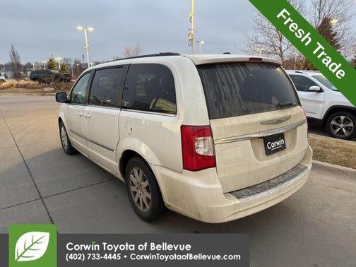 2013 Chrysler Town & Country Touring