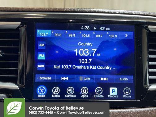 2017 Chrysler Pacifica Touring-L