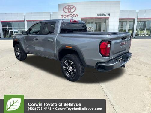 Sterling Metallic 2025 GMC Canyon AT4