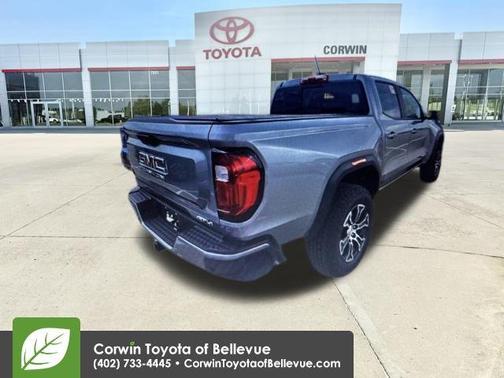 Sterling Metallic 2025 GMC Canyon AT4