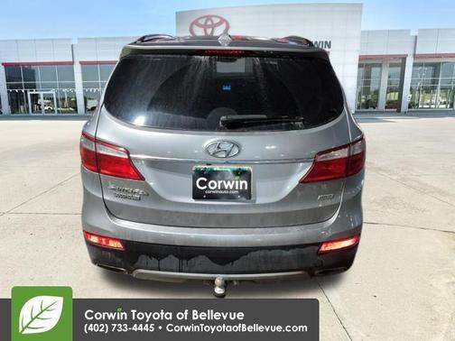 2016 Hyundai SANTA FE SE
