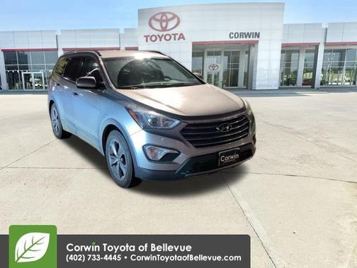 2016 Hyundai SANTA FE SE