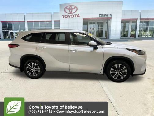 2023 Toyota Highlander XLE