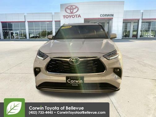 2023 Toyota Highlander Platinum