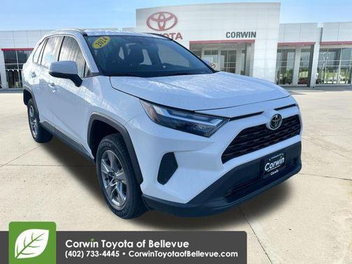 Ice 2024 Toyota RAV4 XLE