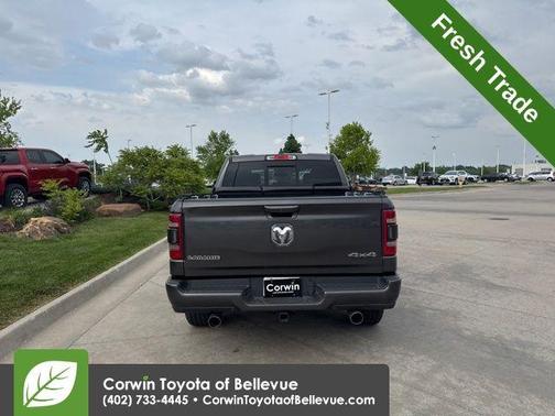 Granite Crystal Metallic Clearcoat 2019 RAM 1500 Laramie