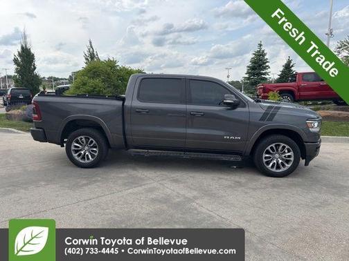 Granite Crystal Metallic Clearcoat 2019 RAM 1500 Laramie