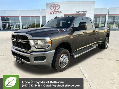 2024 RAM 3500 Tradesman Crew Cab 4x4 8' Box