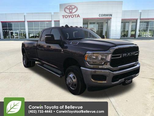 2024 RAM 3500 Tradesman Crew Cab 4x4 8' Box