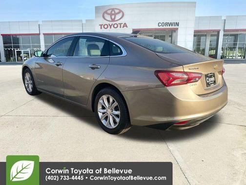 2022 Chevrolet Malibu FWD LT