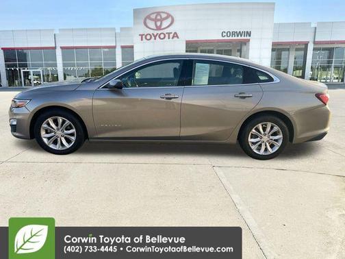 2022 Chevrolet Malibu FWD LT