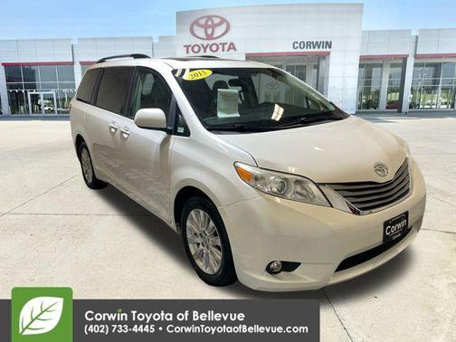 2015 Toyota Sienna XLE