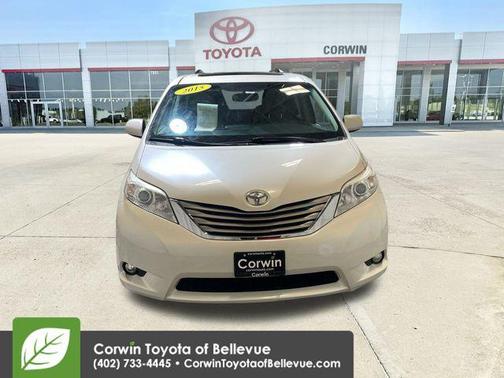 2015 Toyota Sienna XLE