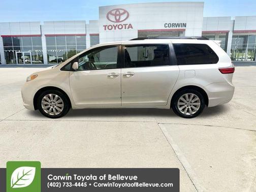 2015 Toyota Sienna XLE