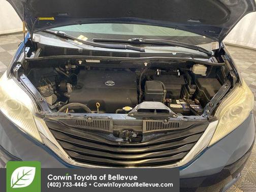 2012 Toyota Sienna LE