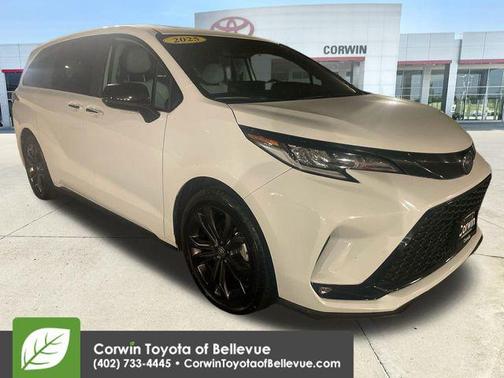 2025 Toyota Sienna XSE 7 Passenger